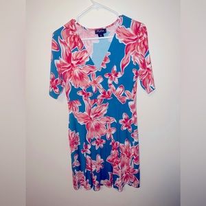Heyton dress quarter length sleeve, V-neck size small blue with pink flowers
